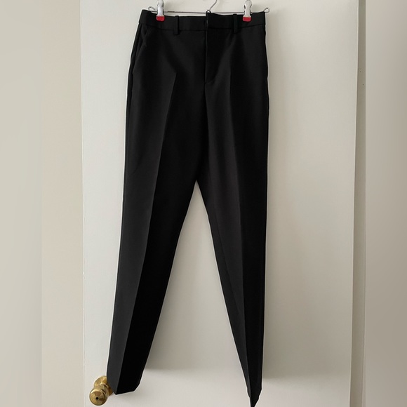 Uniqulo Women’s Airsense Pants (black, XS) - Picture 2 of 10